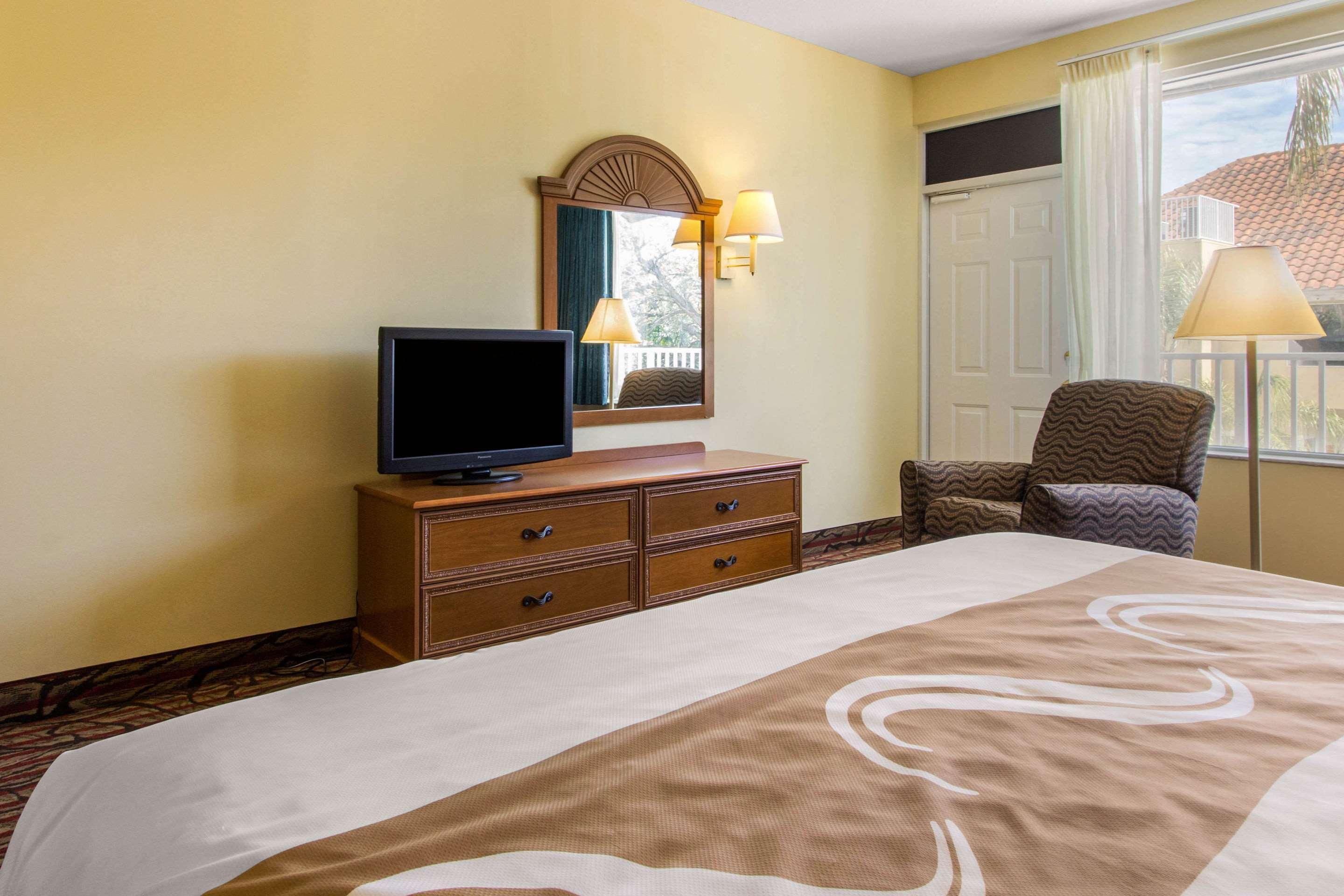Rodeway Inn Central Clearwater Beach Екстер'єр фото