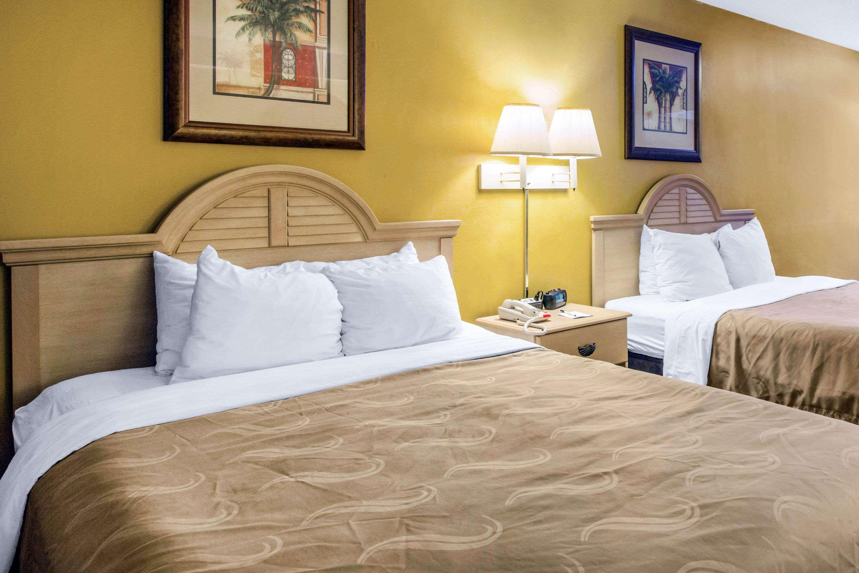 Rodeway Inn Central Clearwater Beach Екстер'єр фото