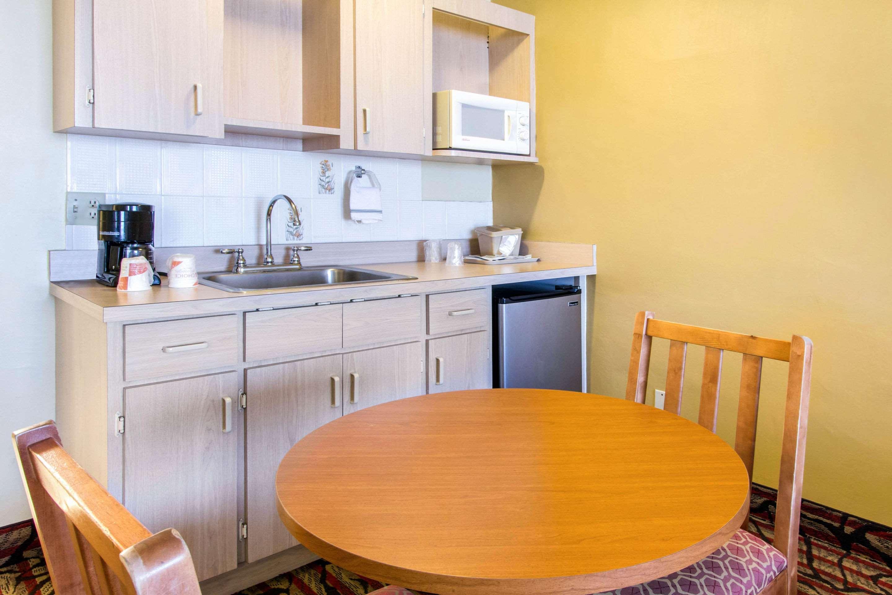 Rodeway Inn Central Clearwater Beach Екстер'єр фото