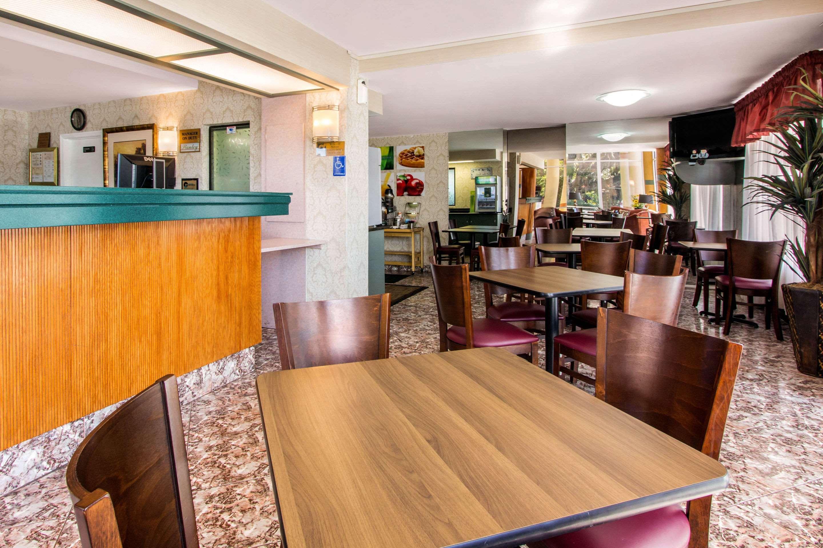 Rodeway Inn Central Clearwater Beach Екстер'єр фото