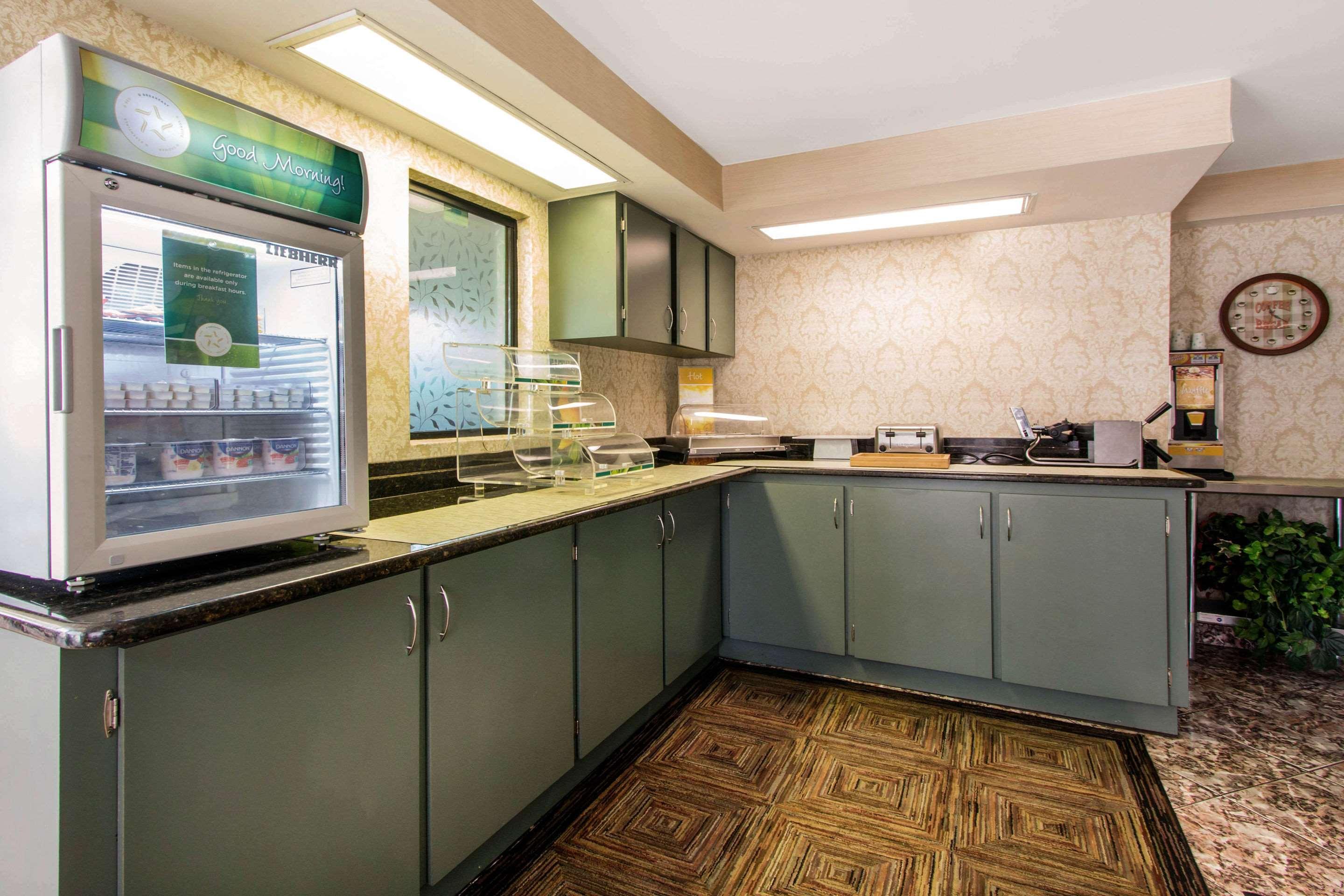 Rodeway Inn Central Clearwater Beach Екстер'єр фото
