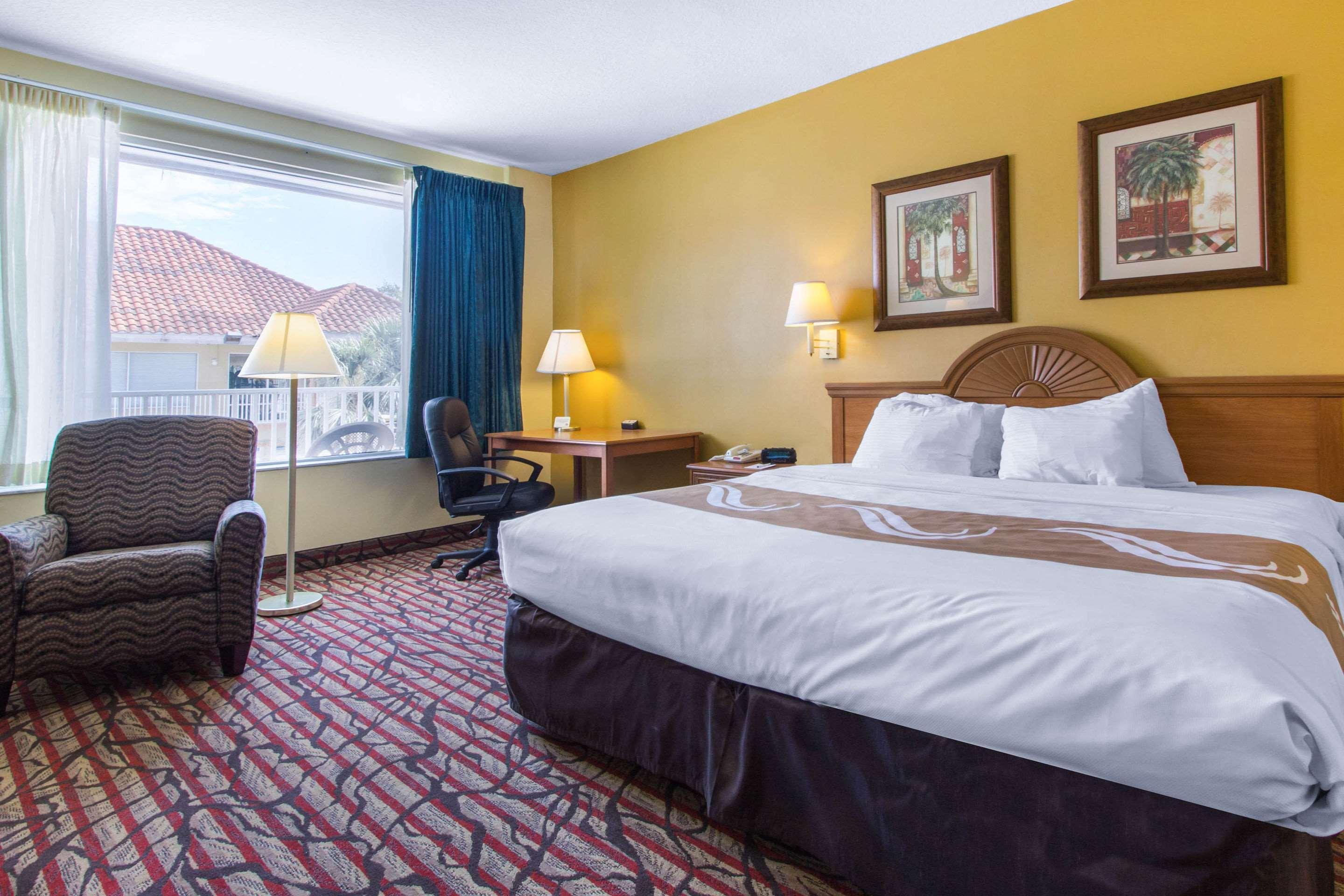 Rodeway Inn Central Clearwater Beach Екстер'єр фото